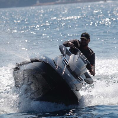 Location Jet Ski avec permis dans la baie de Cannes - Mandelieu 30 minutes